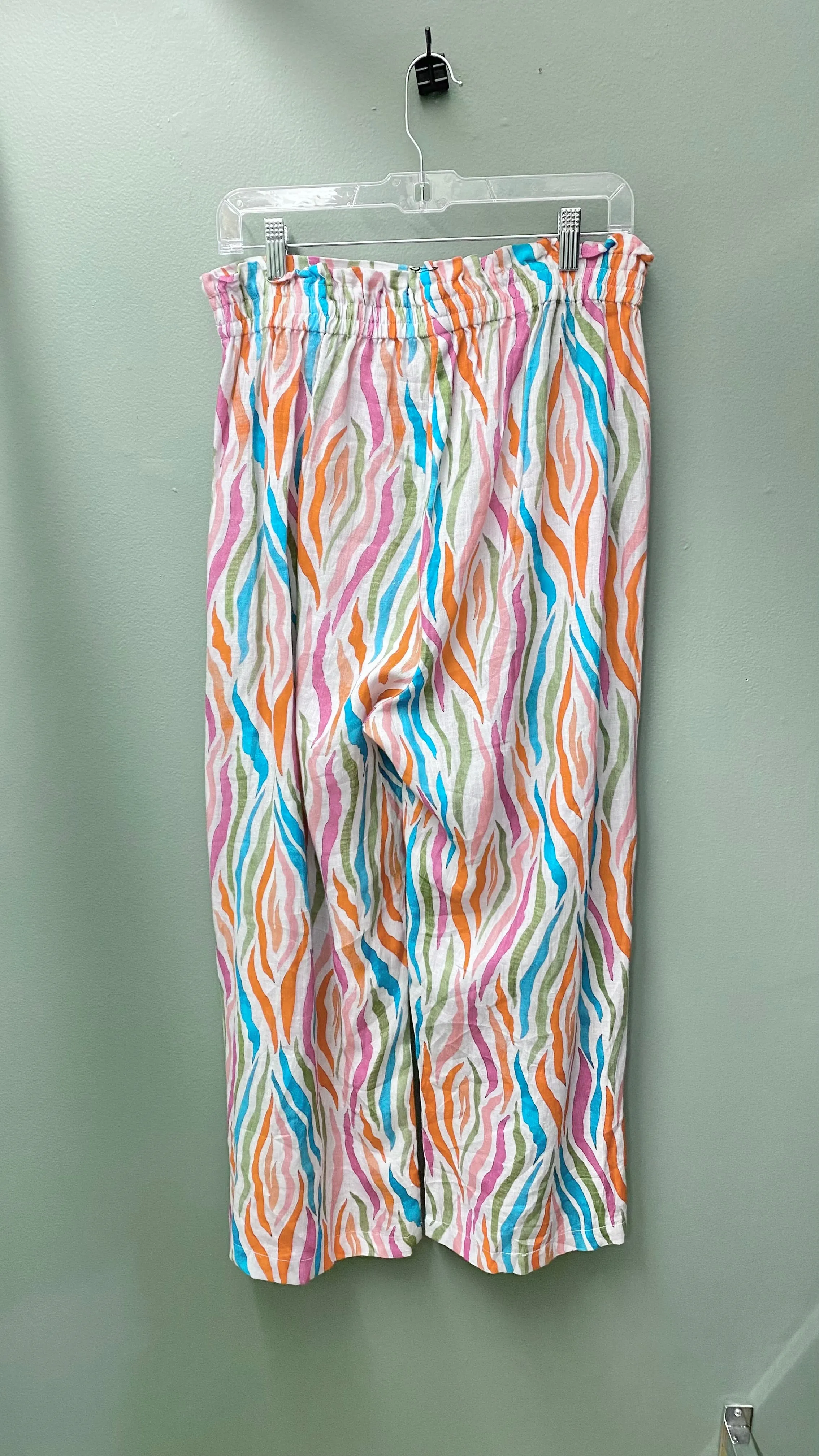 * Clearance - L - APNY Crop Wide Leg