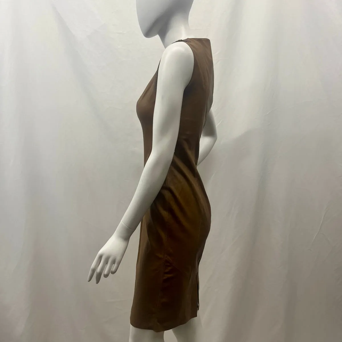 Aphero Dress