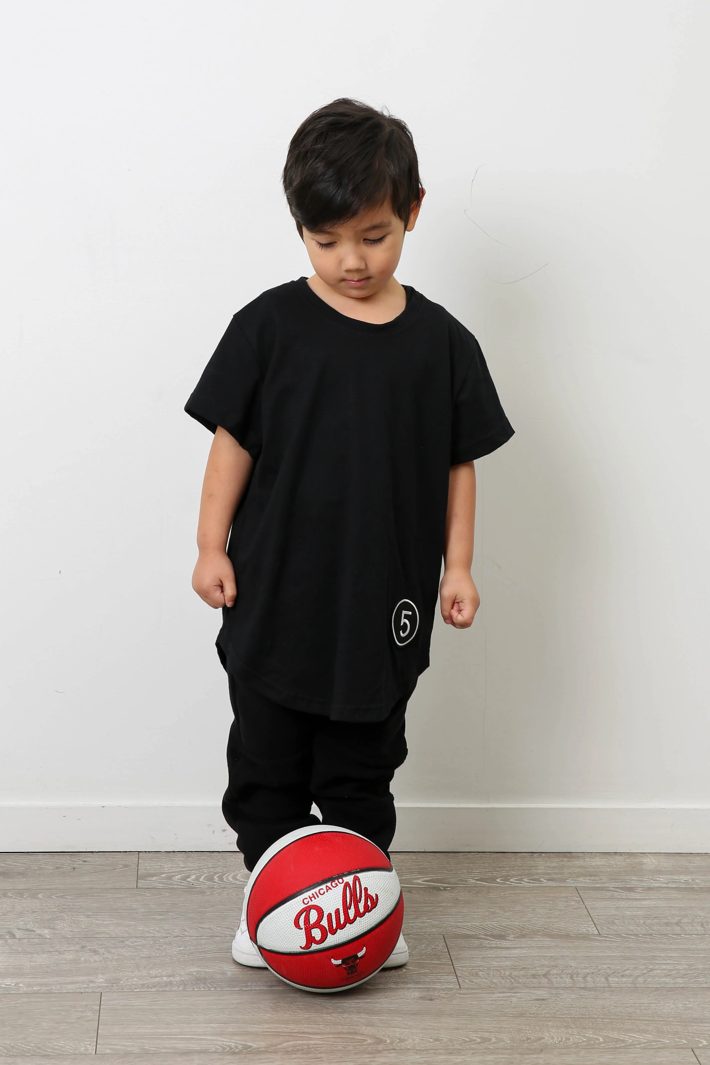 *BASIC T-SHIRT