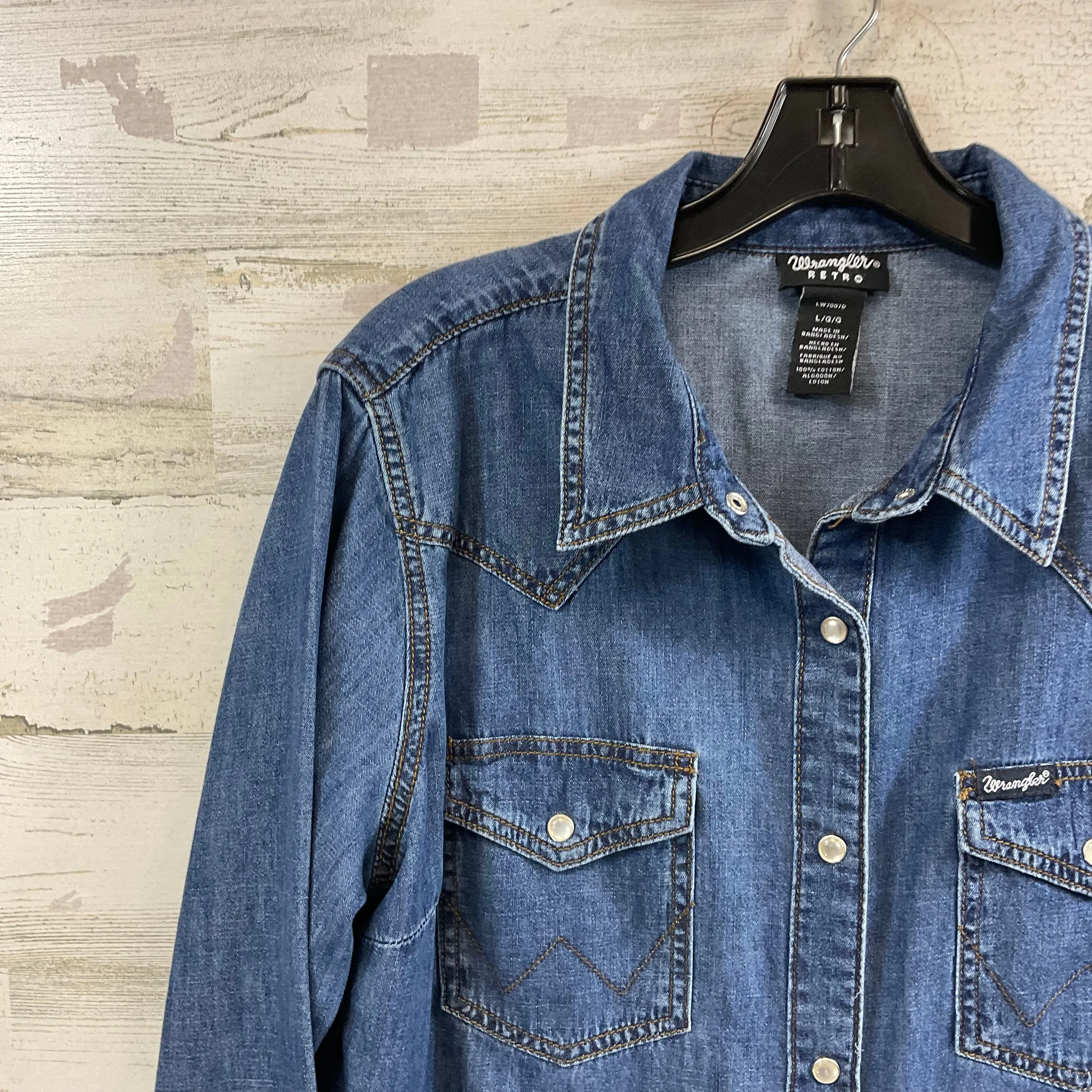 Blouse Long Sleeve By Wrangler In Blue Denim, Size: L
