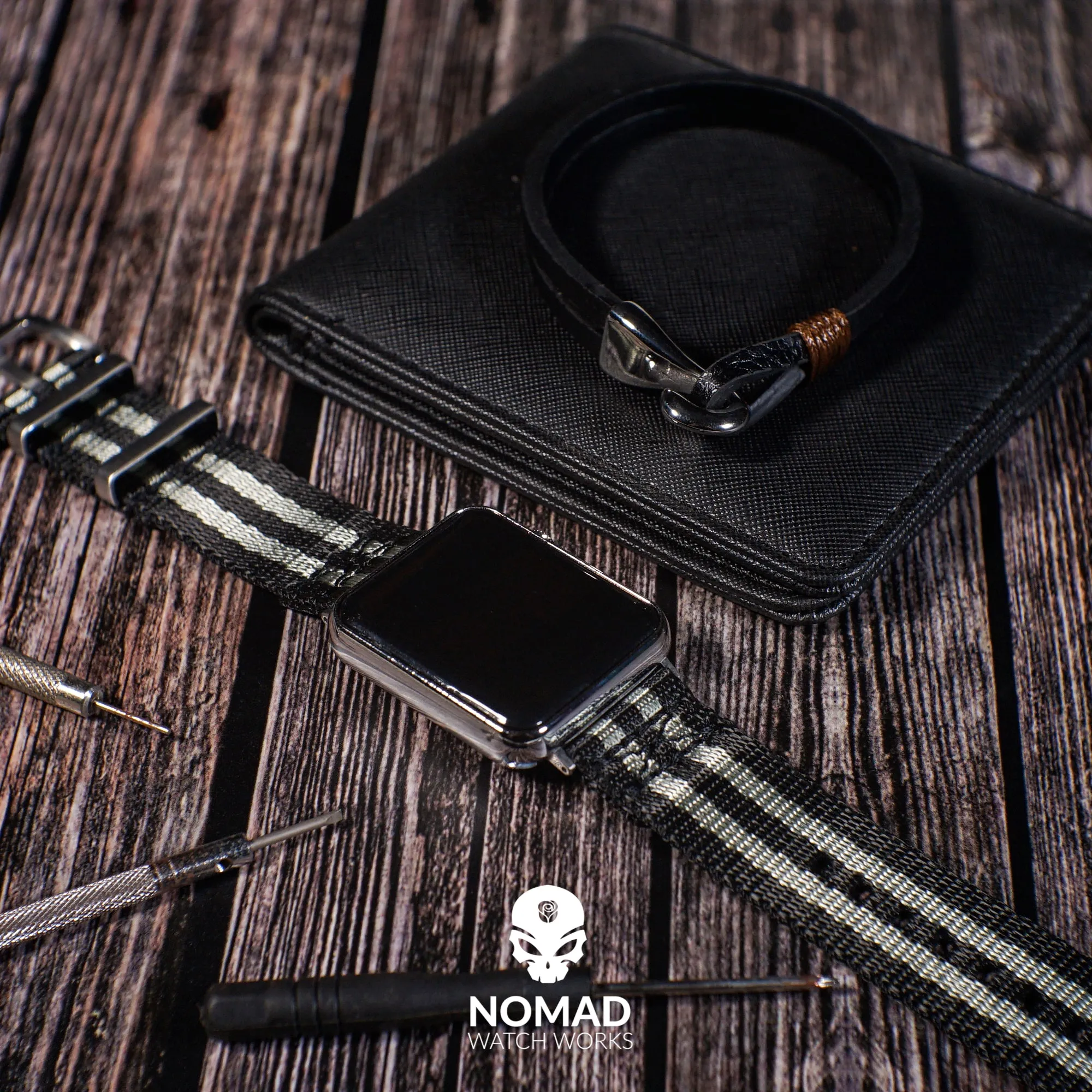 Lincoln Leather Bracelet in Black (Size L)