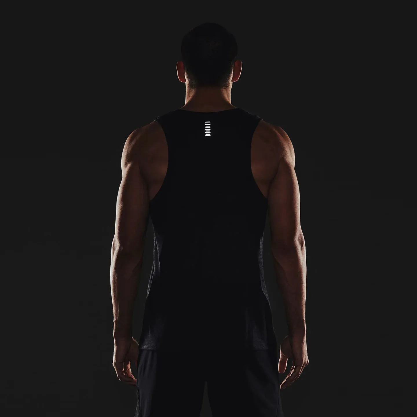 Áo Ba Lỗ Nam Under Armour Streaker Run - Đen