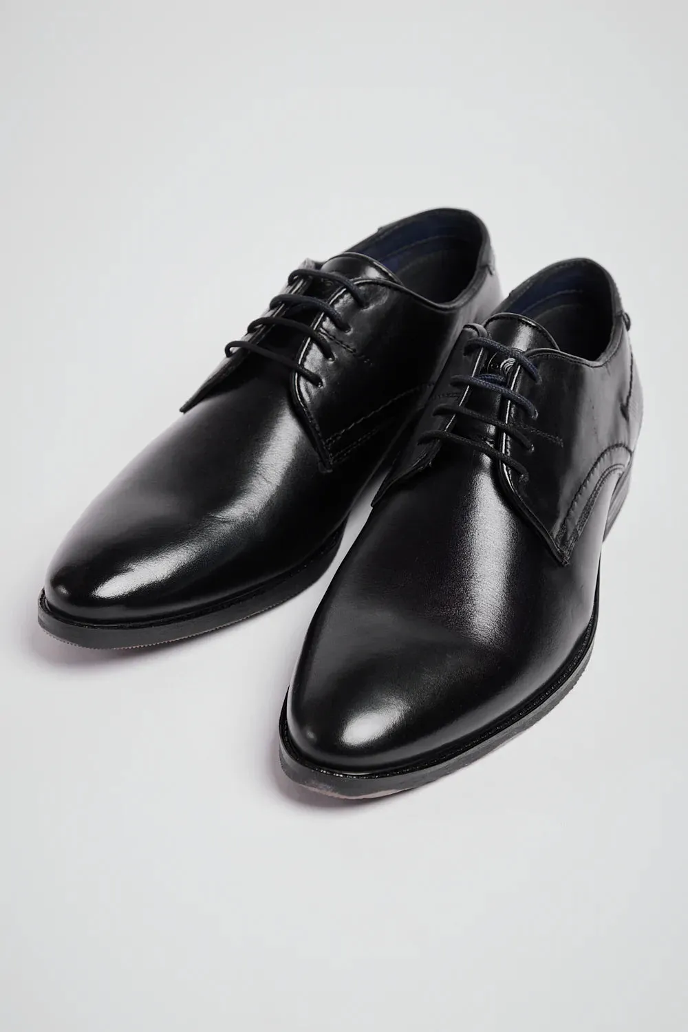 Pod Connor Black Leather