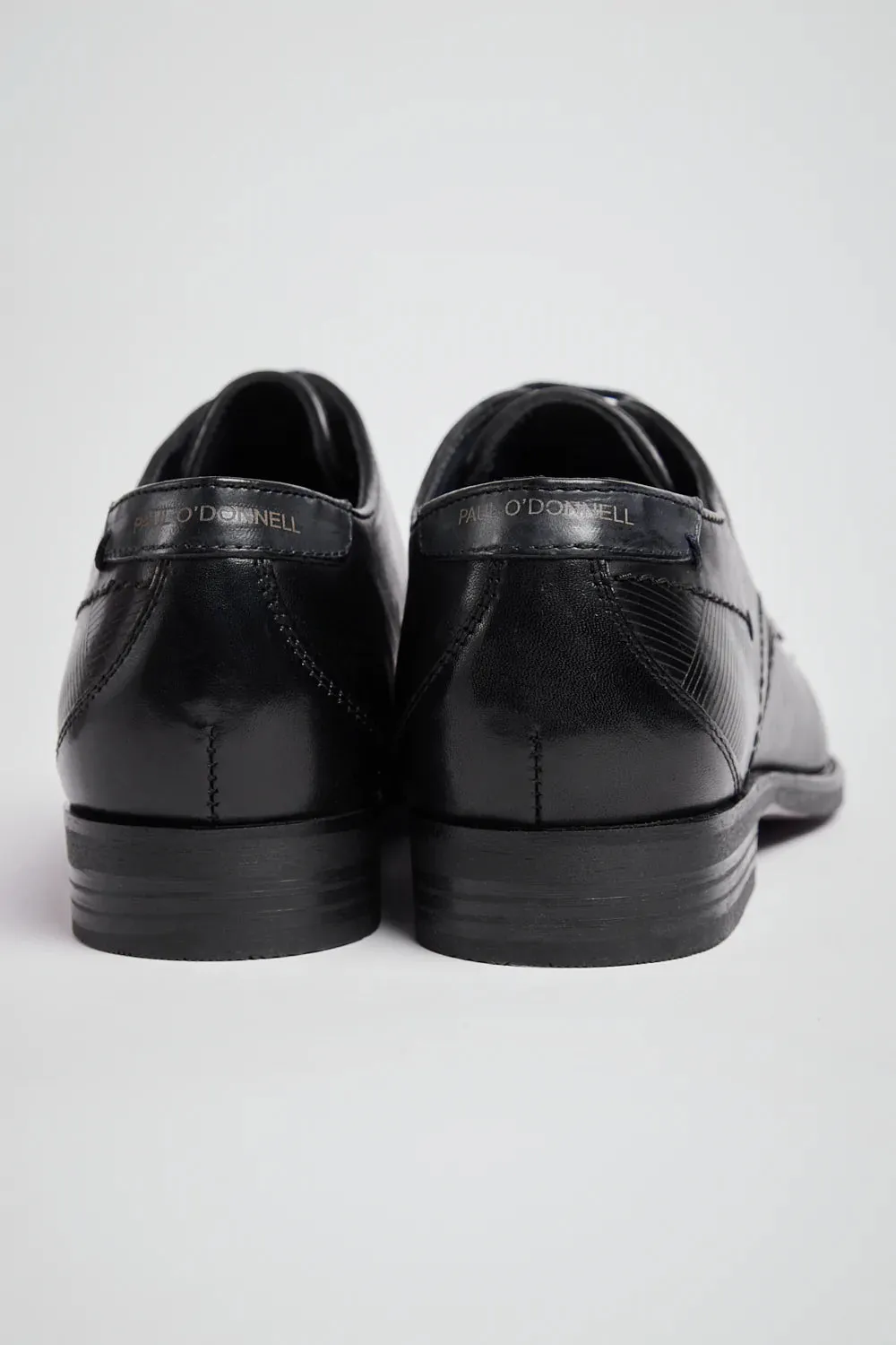 Pod Connor Black Leather