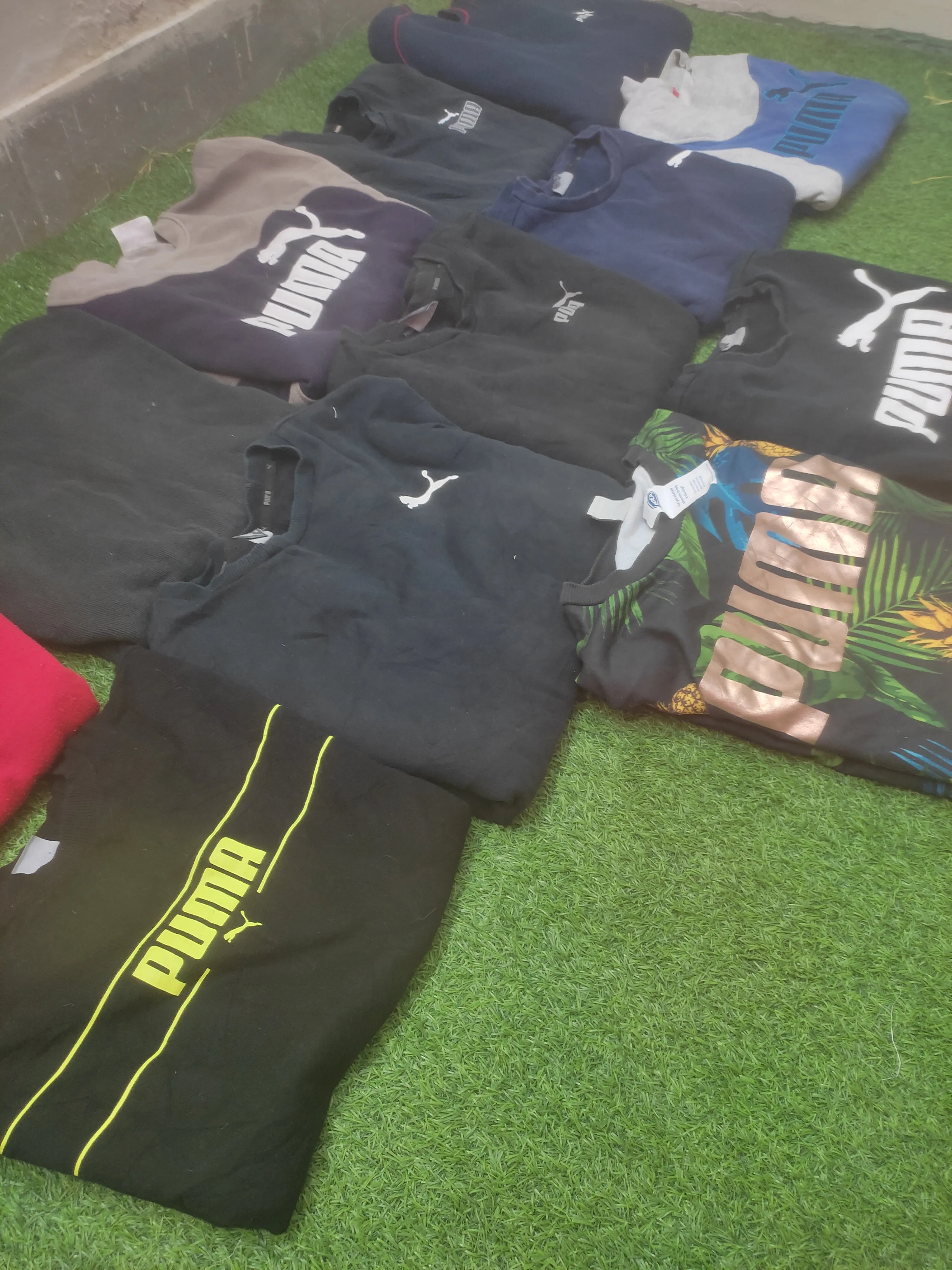 Puma Sweatshirt 12 pcs - OVR001