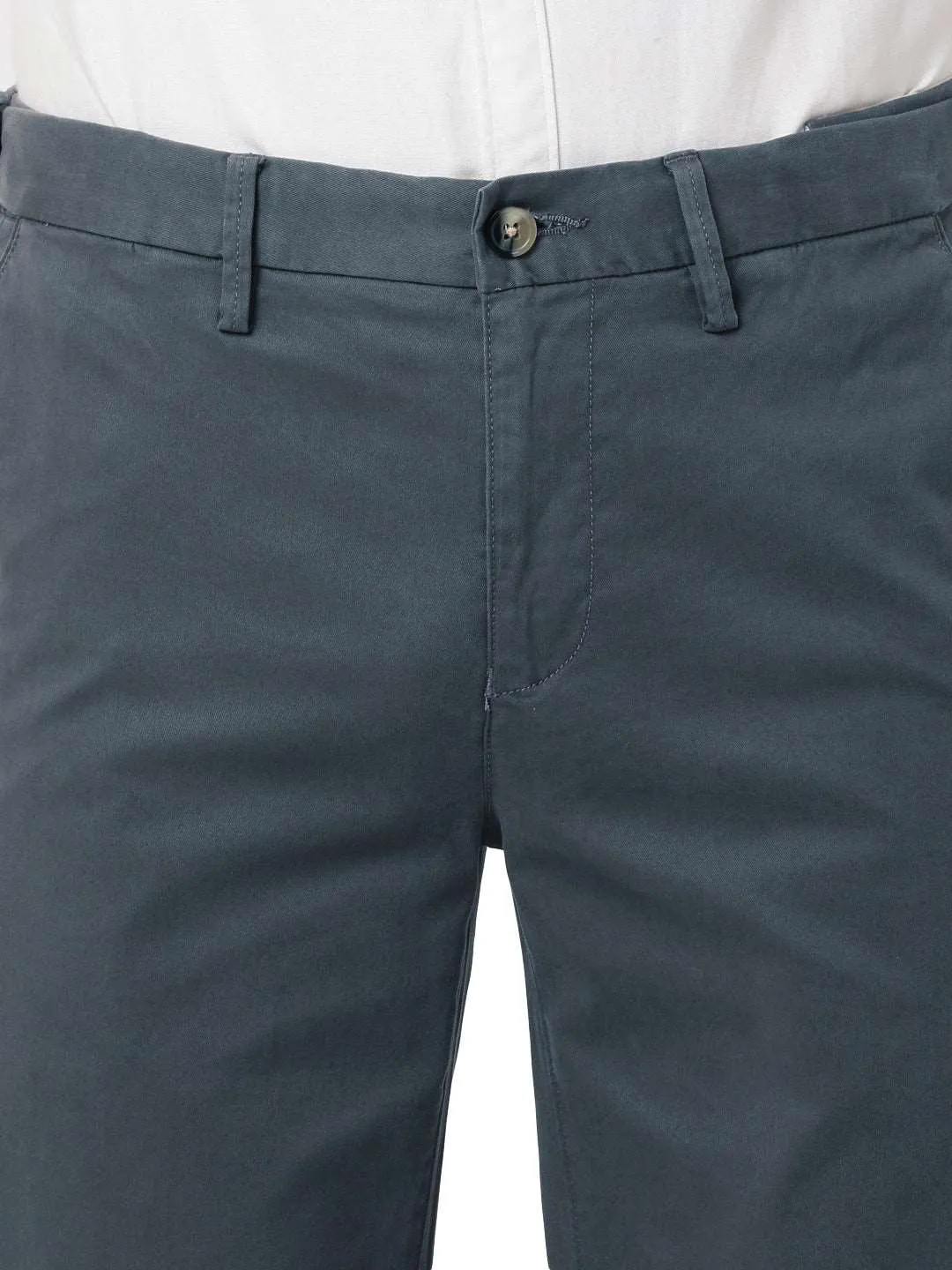 The Regular Fit Daylong Chino - Iron Cloud